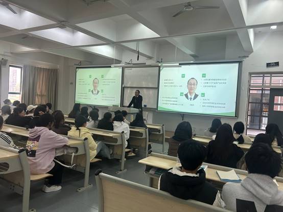 说明: E:\学术讲座公开课\企业工匠进校园\IMG_0800.JPG